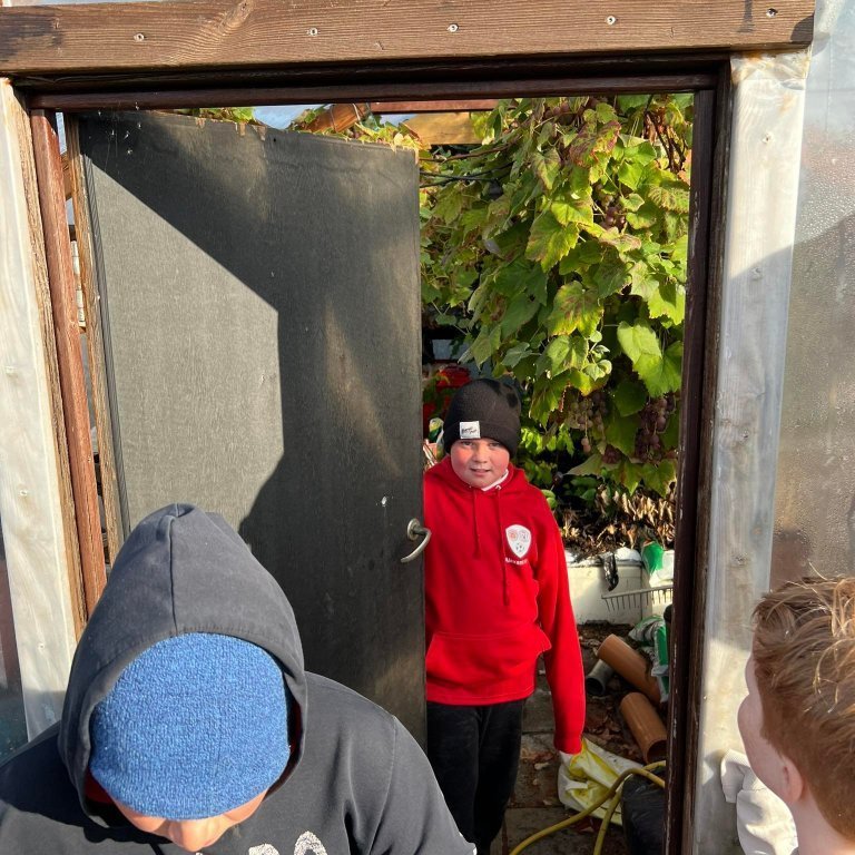 302074590_3283993861888283_392548407210945930_n