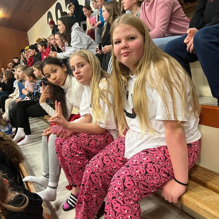 312913560_1805696203162632_8913177866938677212_n