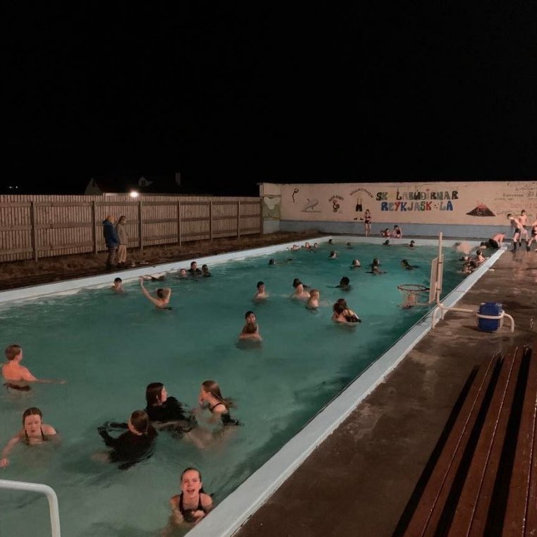 312996226_1356015765147977_7788076811328324836_n