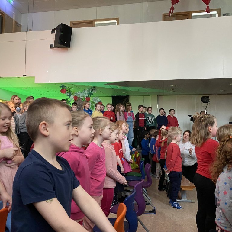 20220331_100437619_ios2