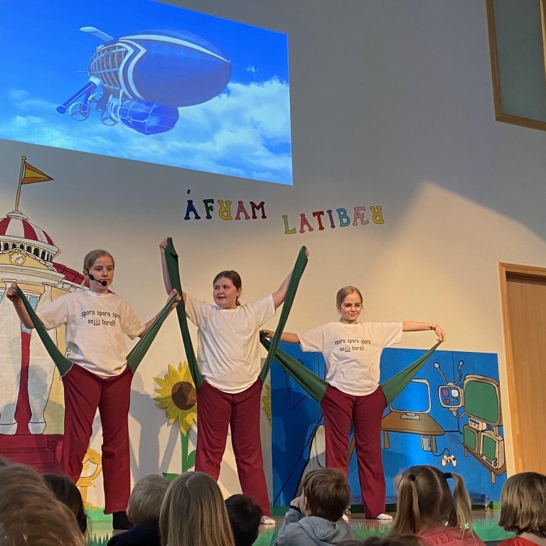 20220331_103556017_ios2