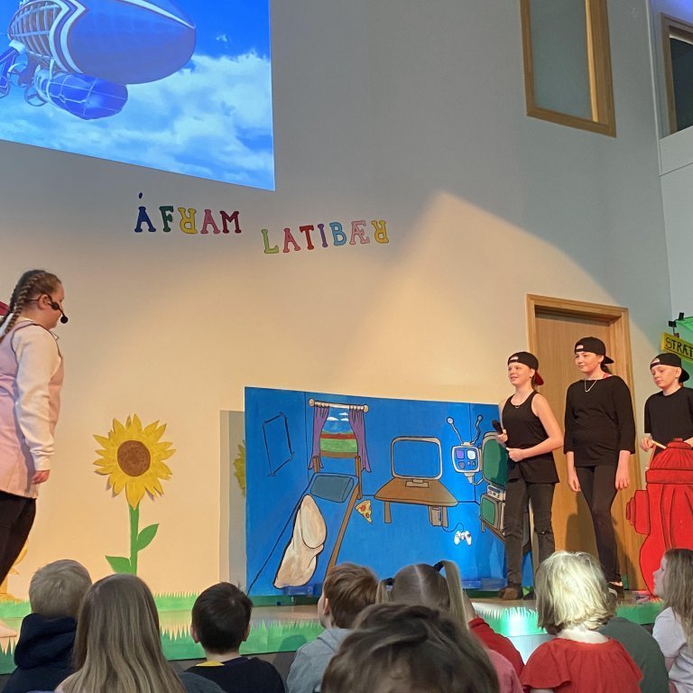 20220331_104011743_ios2