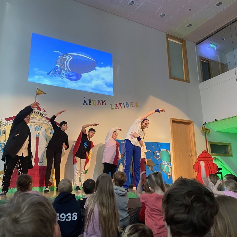 20220331_104609673_ios2