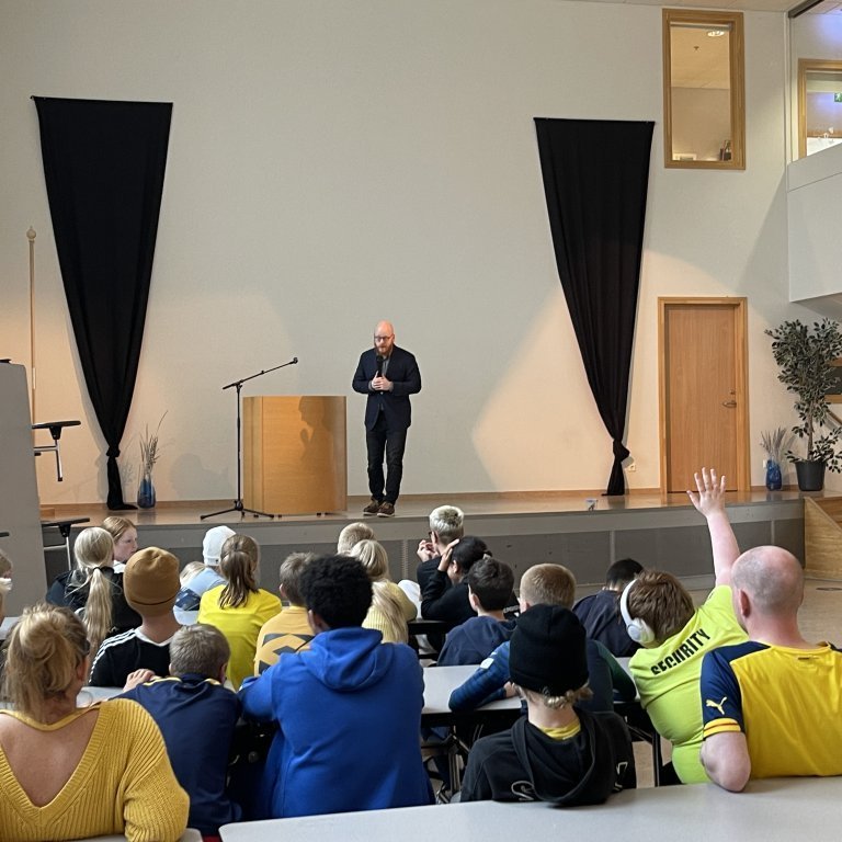 image-20230907-125341-e8bdda29