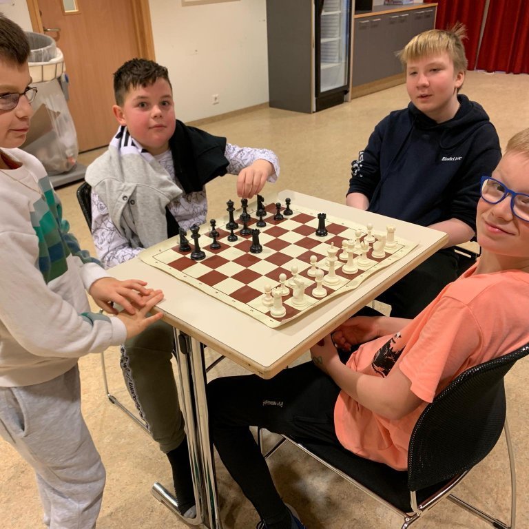 0a3e66b4f04478d5318d21f573b8328a