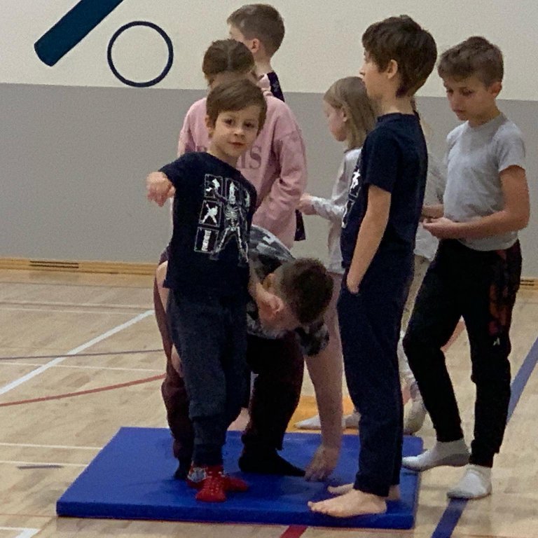 10e431904763516c2f387d3b50ac70a1