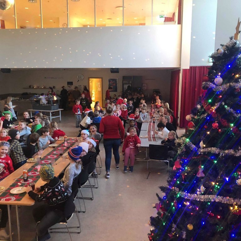 2f6d6f9b496d024d65d799d6b327bc9e