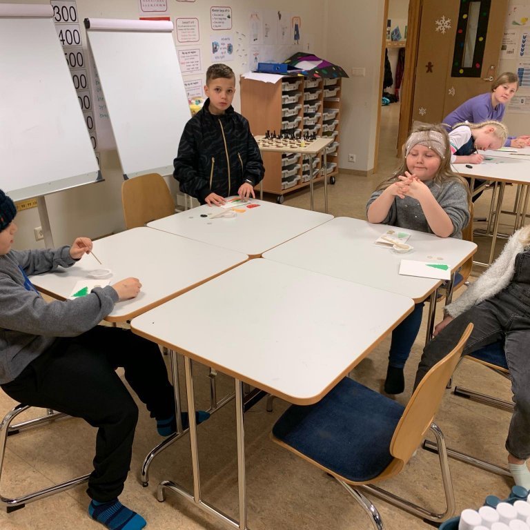 7a6145d8c4d1981610ce4e38a244f2dc