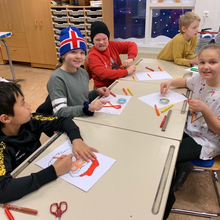 baade5cb6881a42c5ee7ee517d2dcfbf