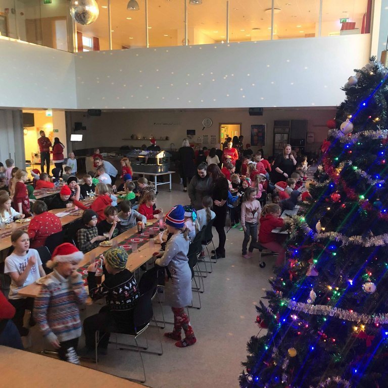 d4b0918aeae950bff8a66ed1e3762646