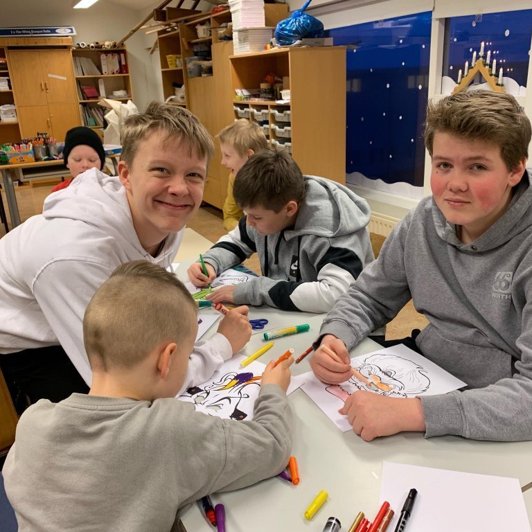 e0babb7ef387fda5eb5b68ba99dc33d4