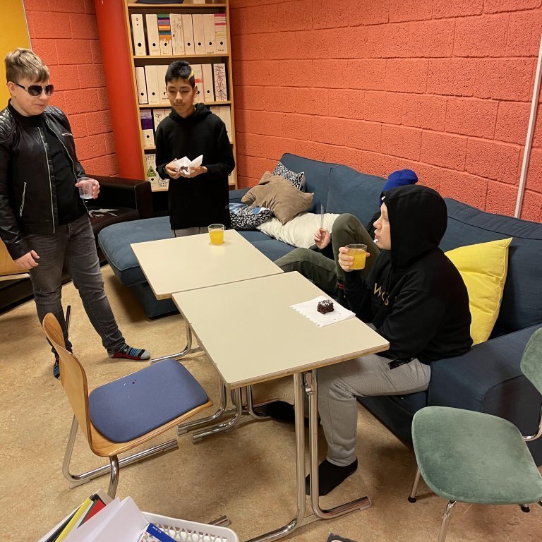 20210122_093313399_ios