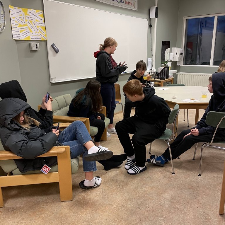 20210122_093321138_ios