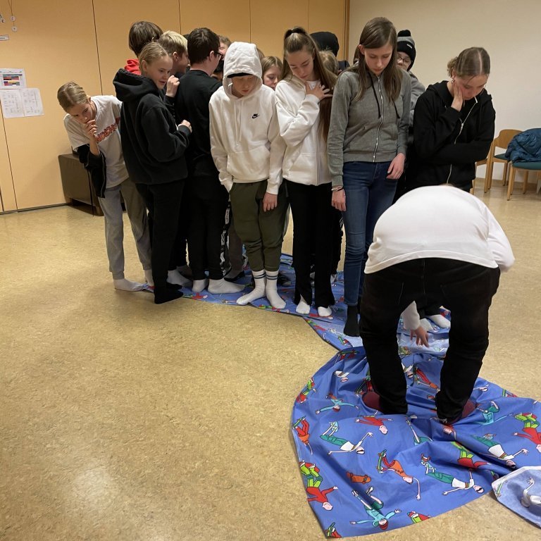 20210223_110419605_ios