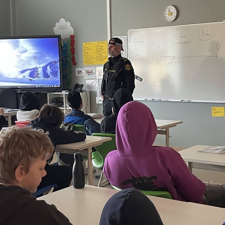 20210316_105803180_ios