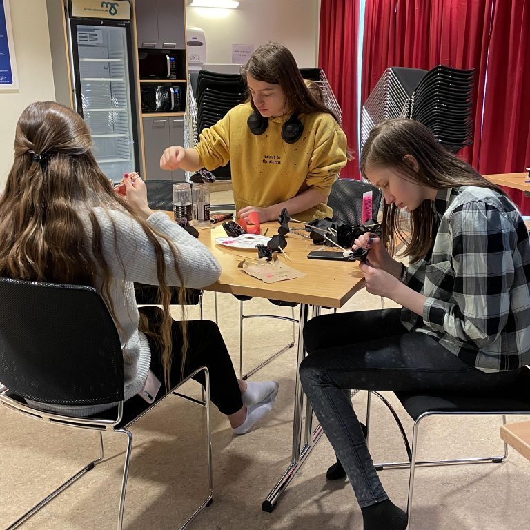 20210324_114730074_ios