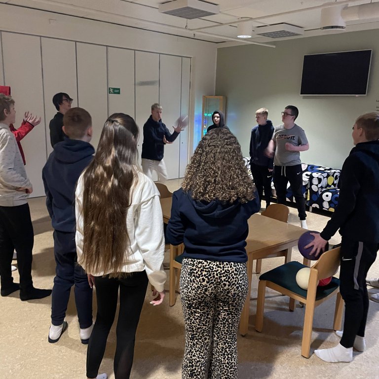 20210420_102104845_ios