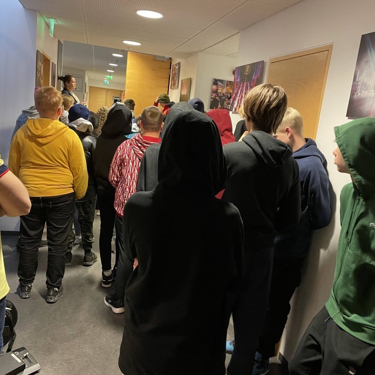 20210525_101947185_ios