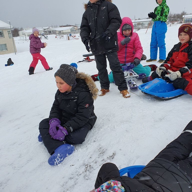 93796292_903361536772317_6575826295769268224_n