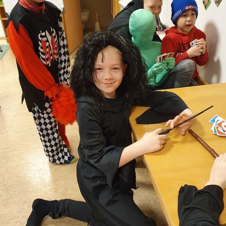 94118002_1386015938260773_249291966422974464_n