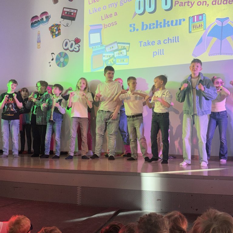 20250404_104011418_ios