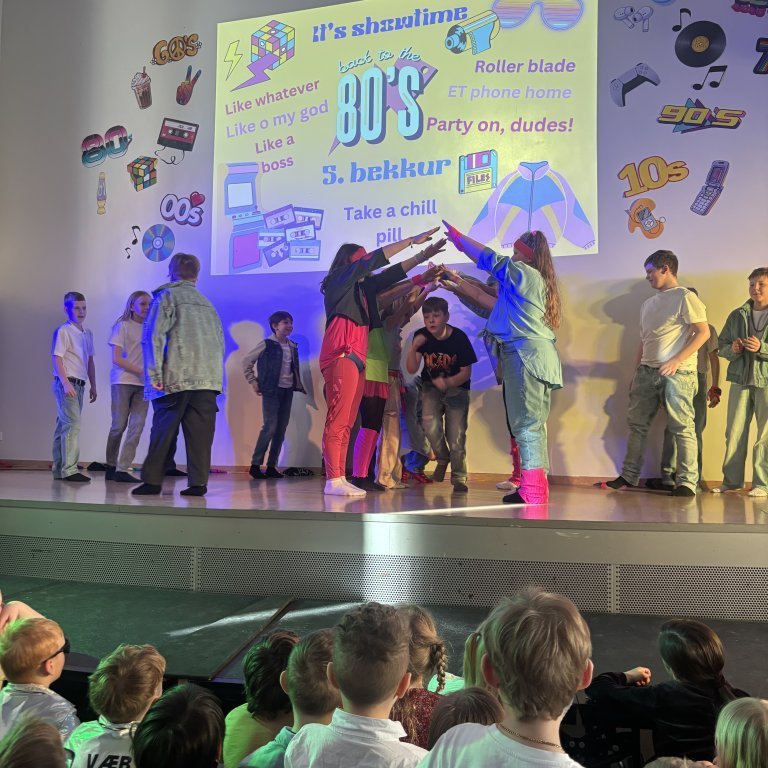 20250404_104202934_ios