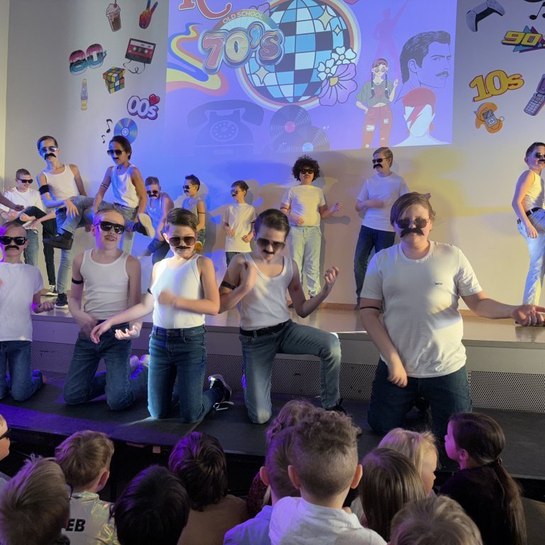 20250404_104707961_ios