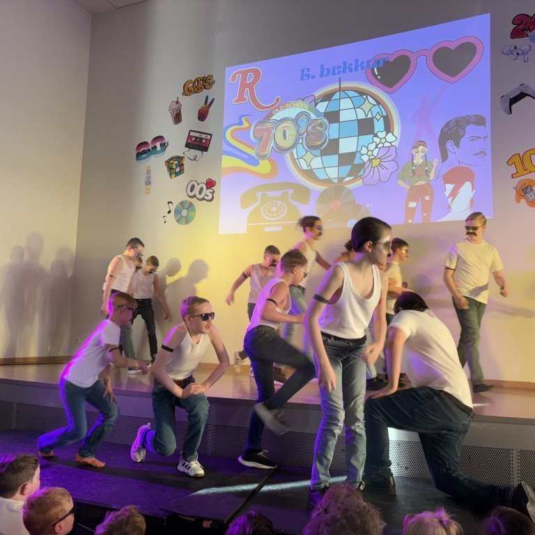 20250404_104716110_ios