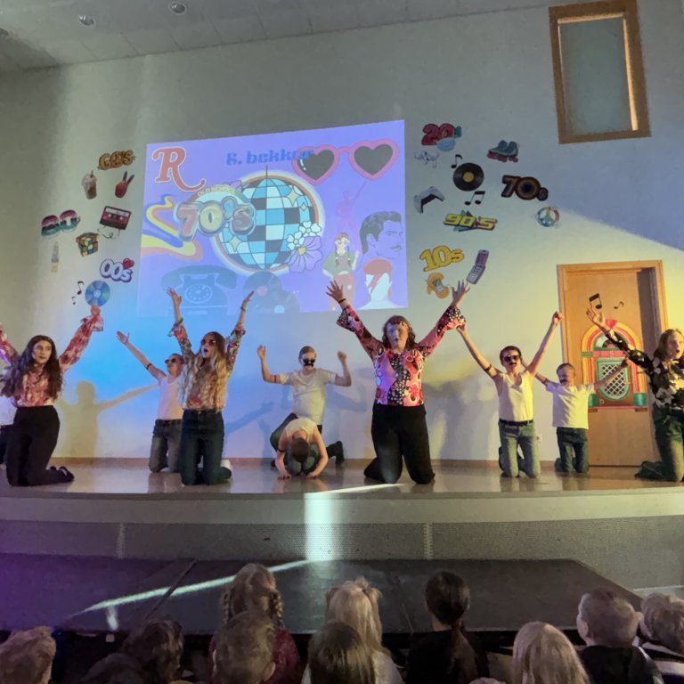 20250404_104834993_ios