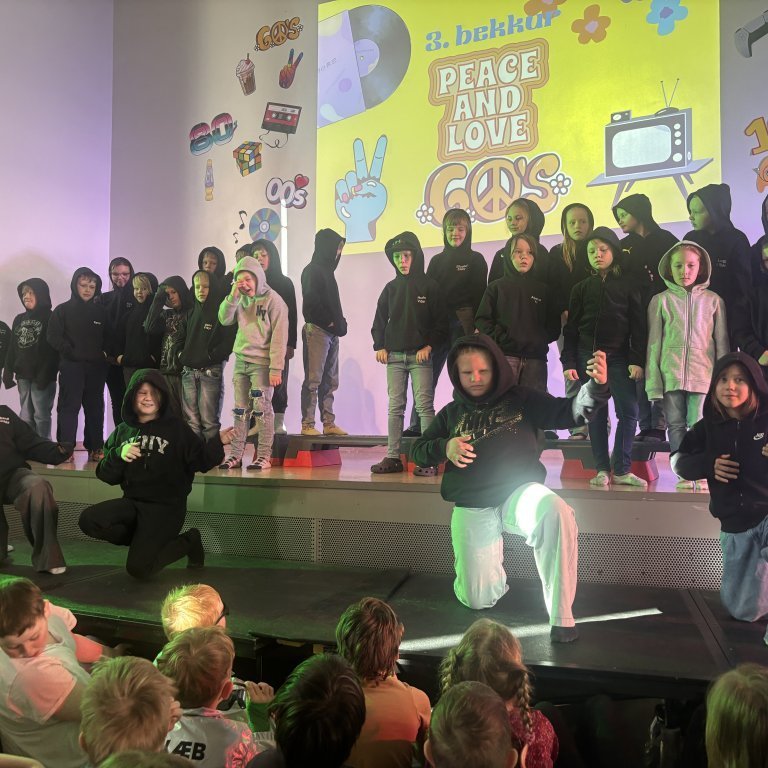 20250404_110220256_ios