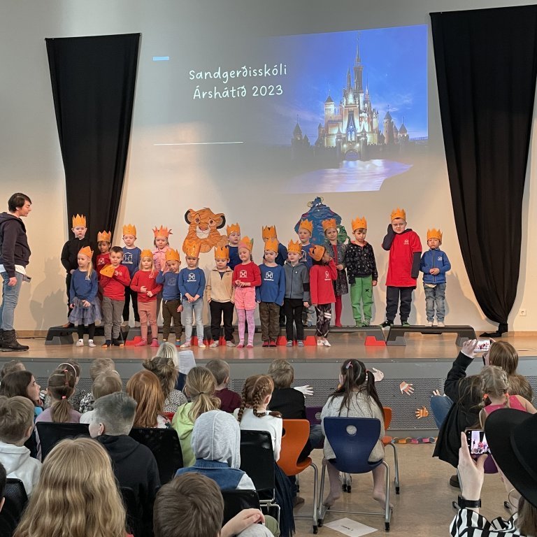 mynd-20230324-102057c96c6814