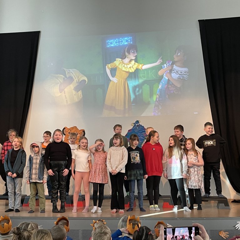 mynd-20230324-103706bb399898