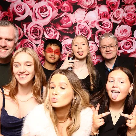 20250411_114044434_ios