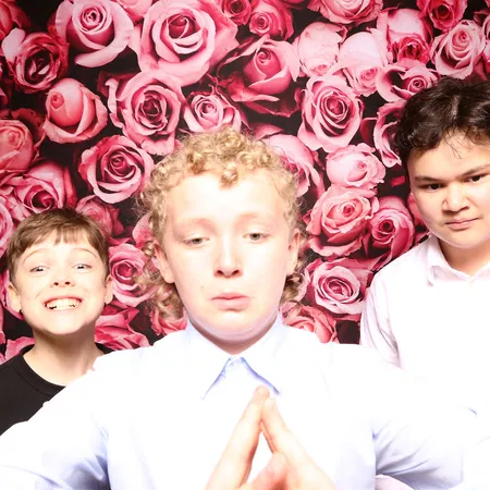 20250411_114250907_ios