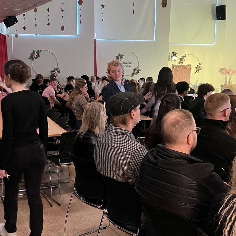 489020959_697437872943653_7014286447815509849_n