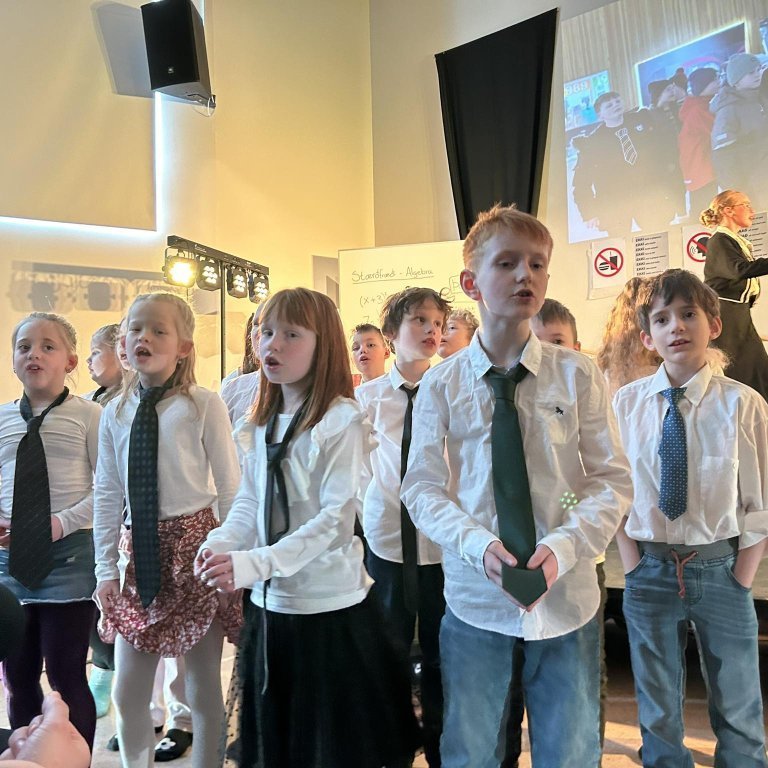 426686715_785162679627258_3267818502605335705_n