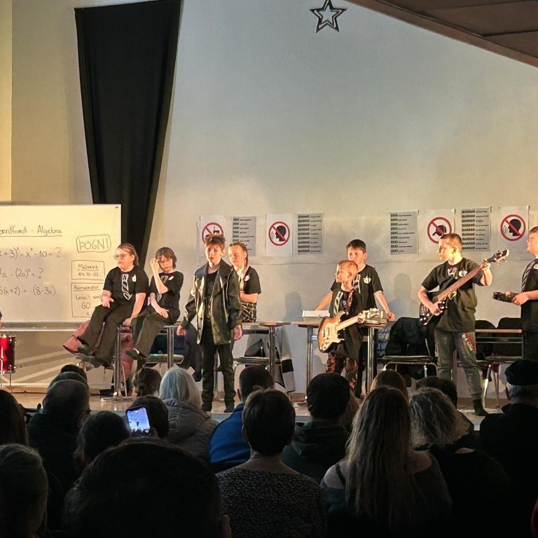 429969980_720434290246692_2272033167502329430_n