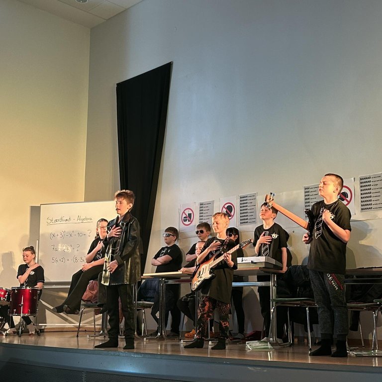 430294408_439079348469833_7256272923015621768_n