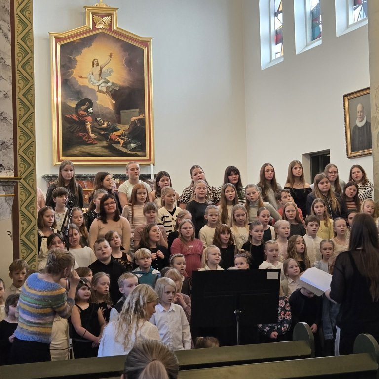 20260215_203212333_ios