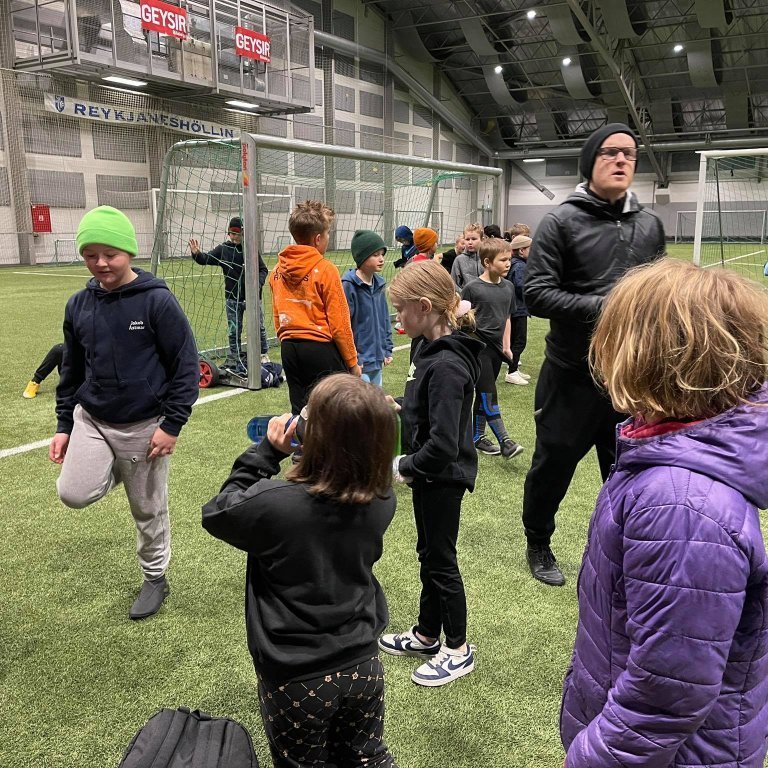 245254491_397123475303196_1693800053201062058_n