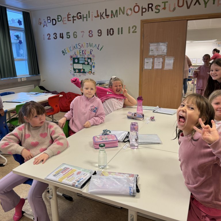 20241023_093643017_ios