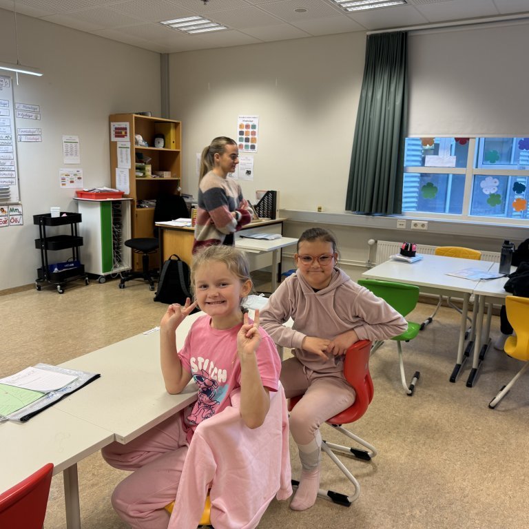 20241023_093646839_ios