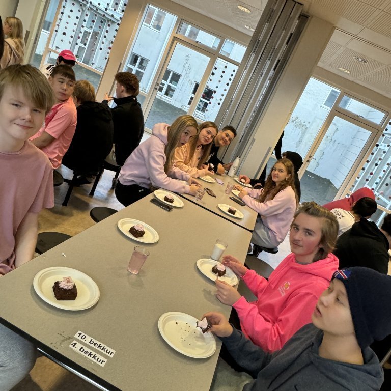 20241023_094651477_ios