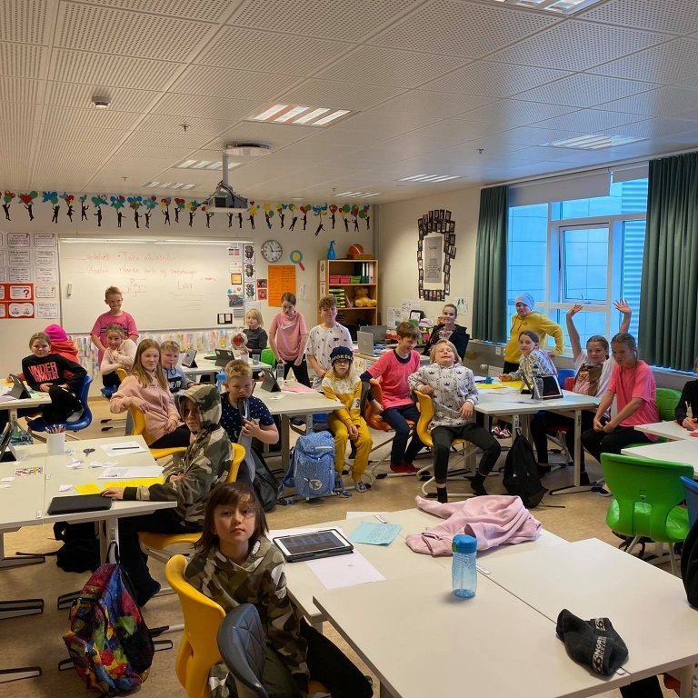 121717421_771344090120879_4621898833911667674_n