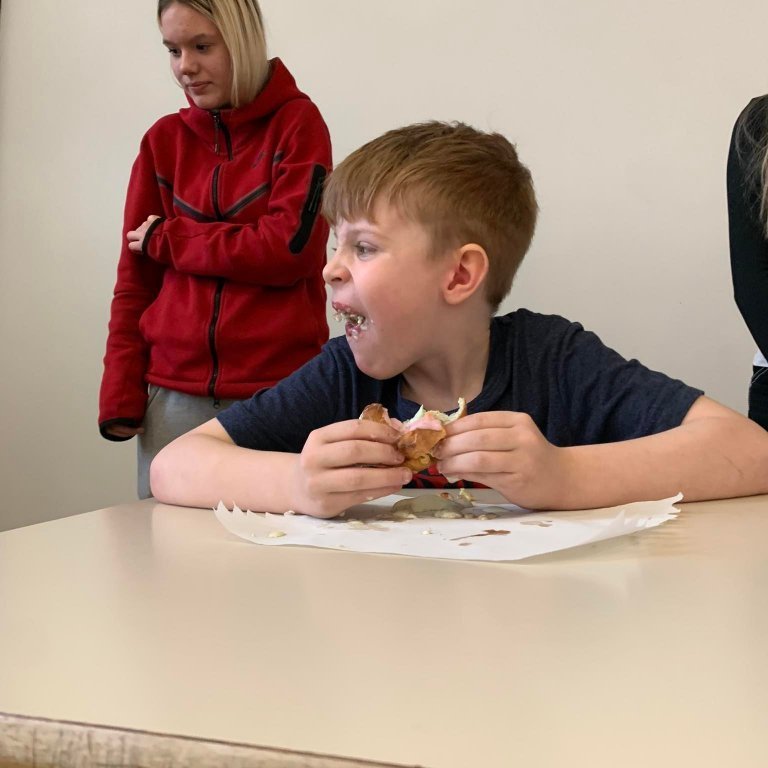 332084854_744128563704518_3969572890803020258_n