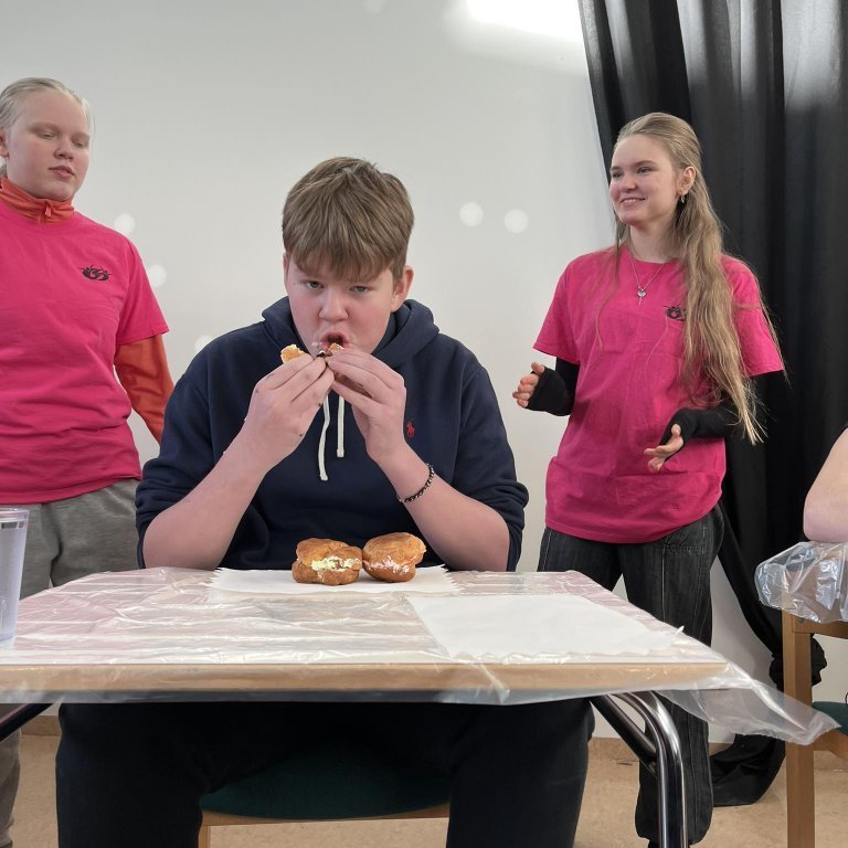 416216770_394060716561695_4577070559077398048_n