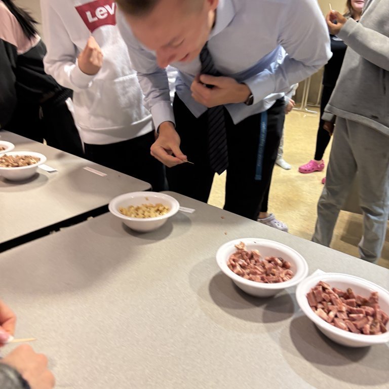 20250124_090419575_ios