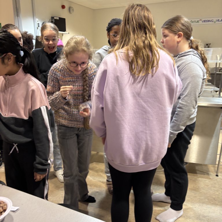 20250124_090535646_ios