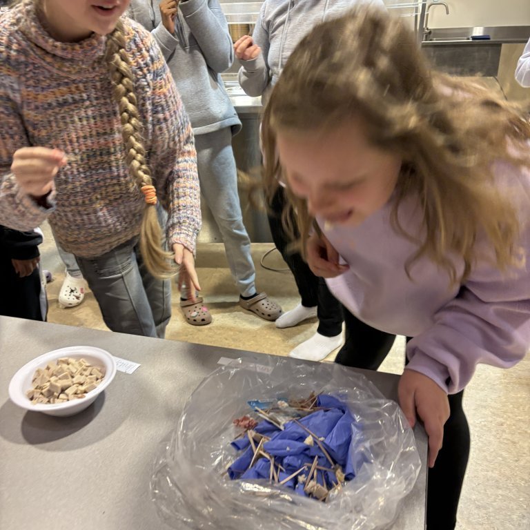 20250124_090537126_ios