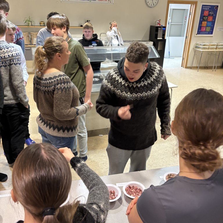 20250124_092427832_ios